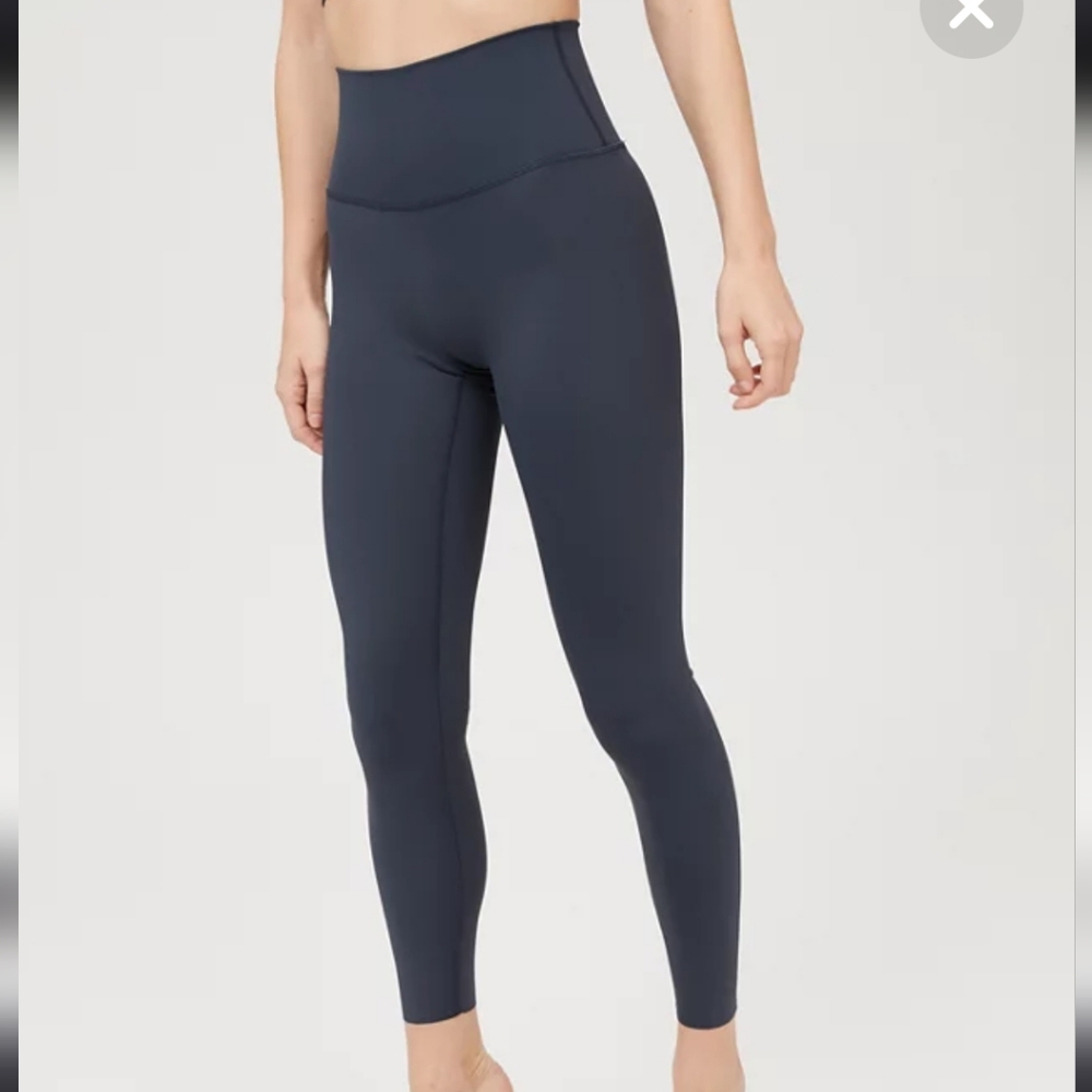 Offline By AERIE Black Leggings CROP RAW HEM